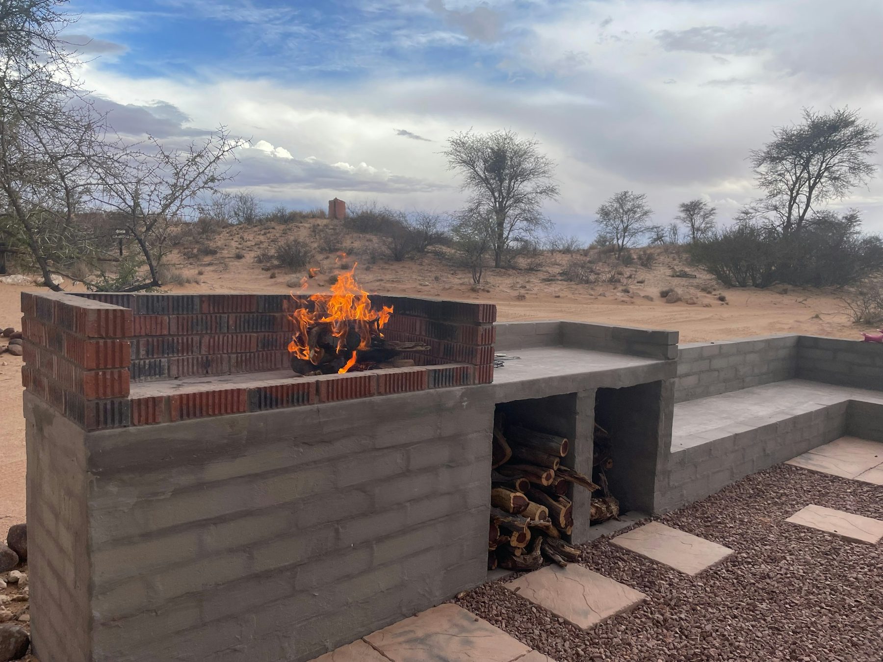 The braai fire in the open veld
